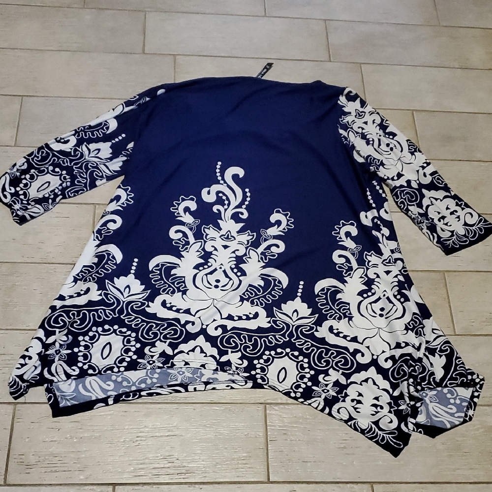 White Mark Tunic - Women's 3XL, Navy Background with White Floral Scroll Design - Picture 2 of 3